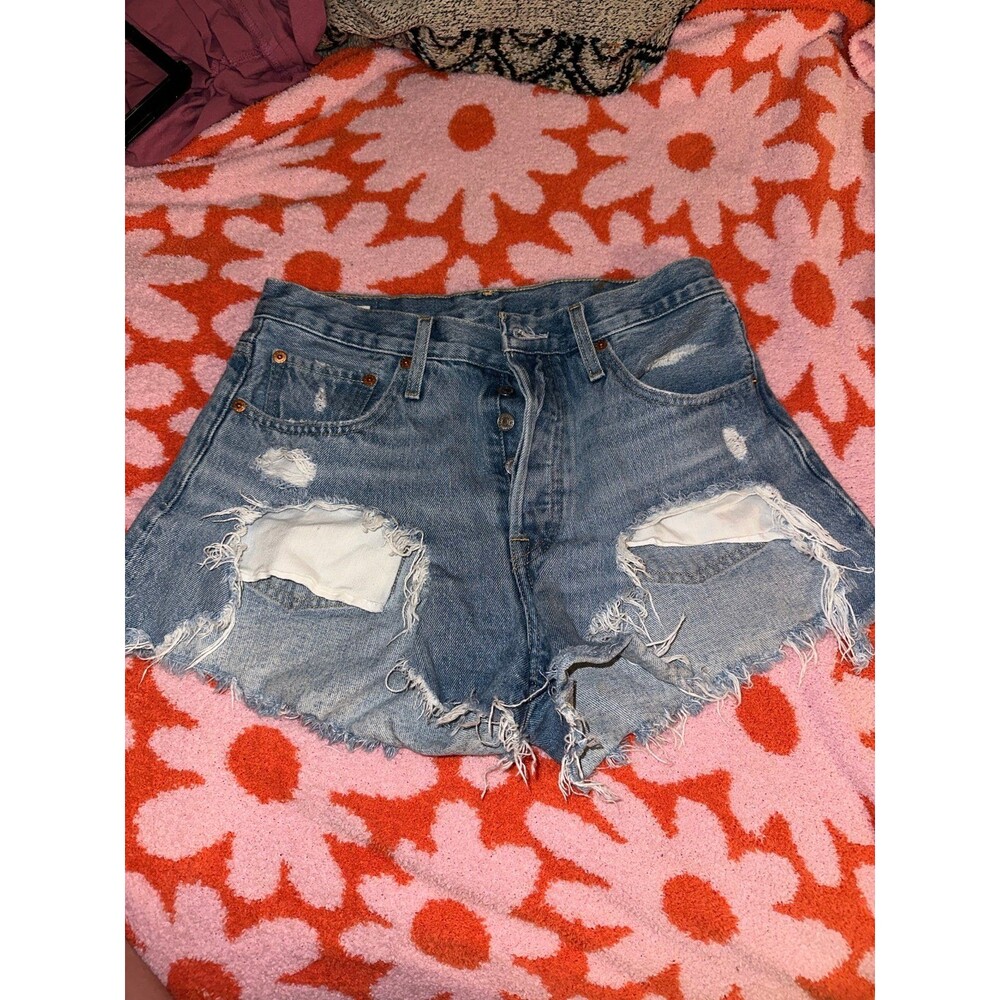 Levi jean shorts